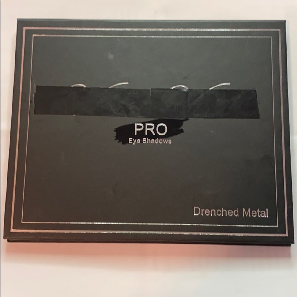 Violet Voss Pro palette drenched metal